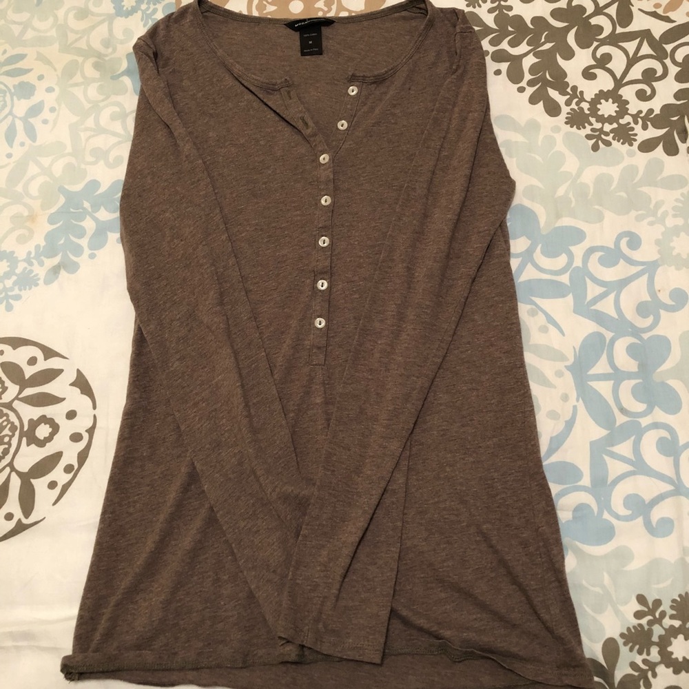 Moda International long sleeve tee